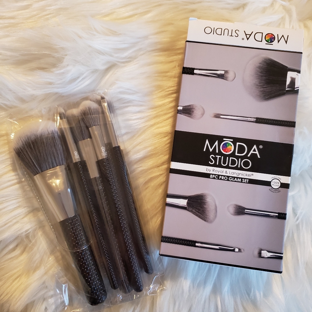 Moda studio 8pc brush set by royal & langnickel